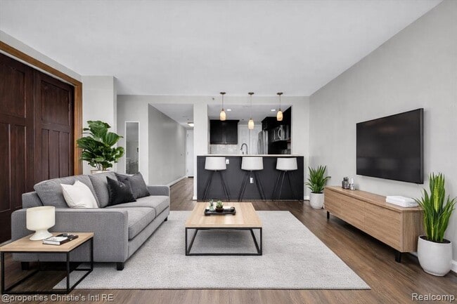 Photo - 250 E Harbortown Dr Unit 1302