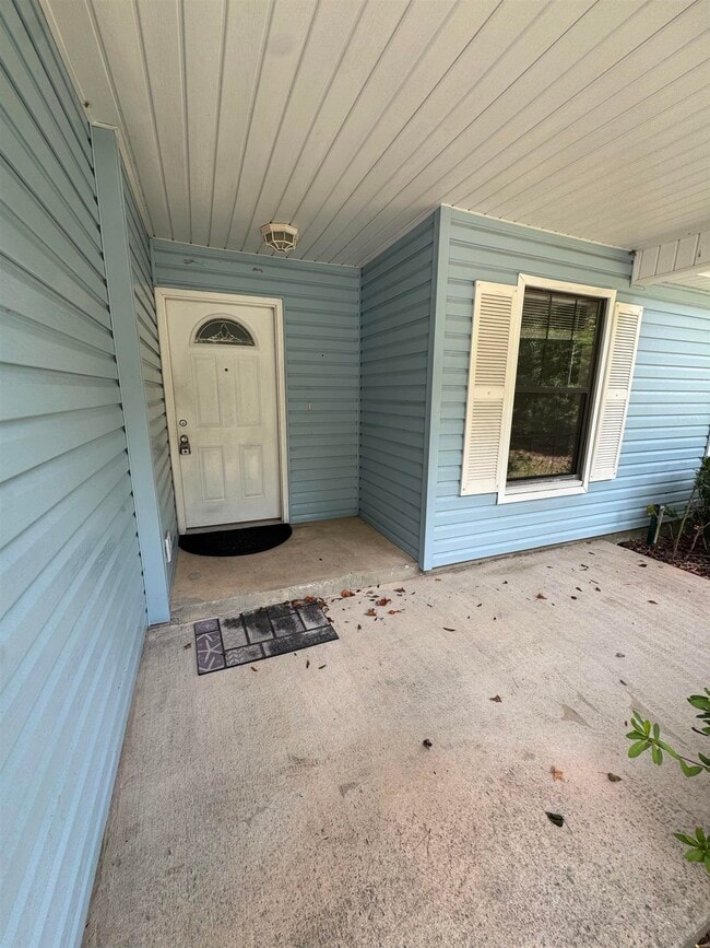 Photo - 2768 Faringdon Dr