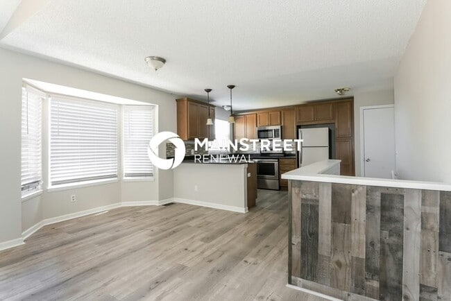 Photo - 3 Bedroom Pet-Friendly Home in LITTLETON, CO with Main Street Renewal