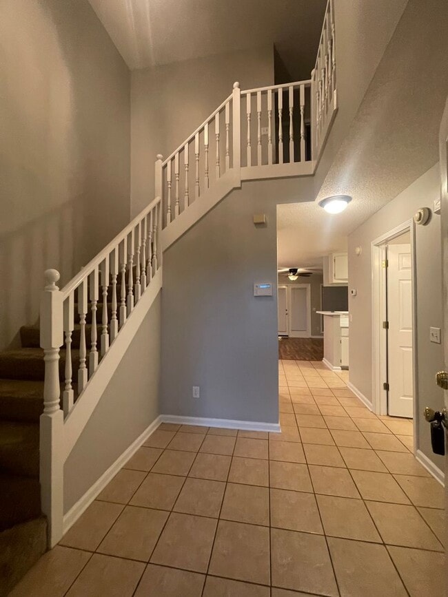 Photo - 152 Woodmere Dr