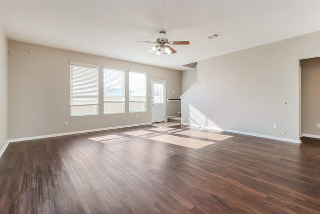 Photo - 17914 Seco Creek Ln