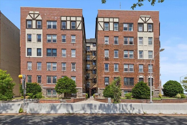 Photo - 7435 JFK Blvd E Condo Unit 36