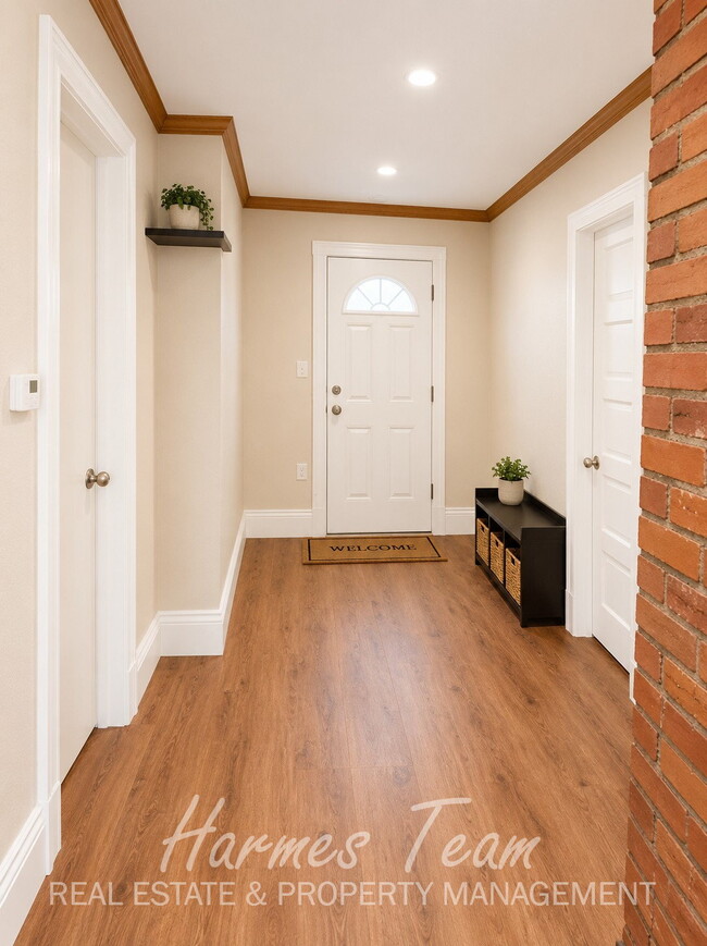 Photo - Upper-Level One-of-a-Kind 2 Bedroom 1 Bathroom Apartment Unit #3