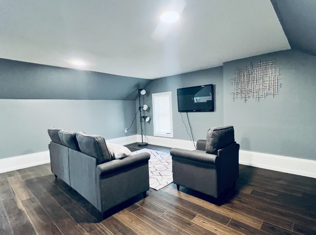 Photo - 322 S Potomac St Apartment Unit 3F