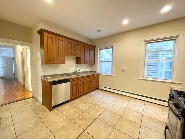 Photo - 72 Calumet St Unidad 2