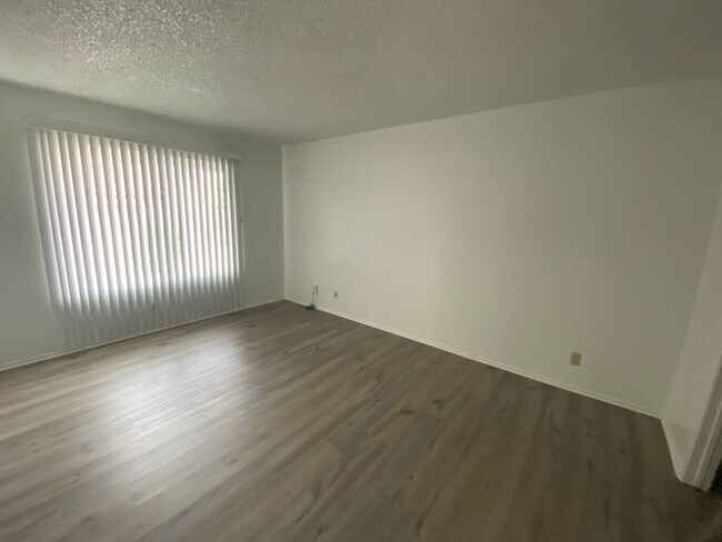 Photo - 1 bed, 1 bath Monticello Condo
