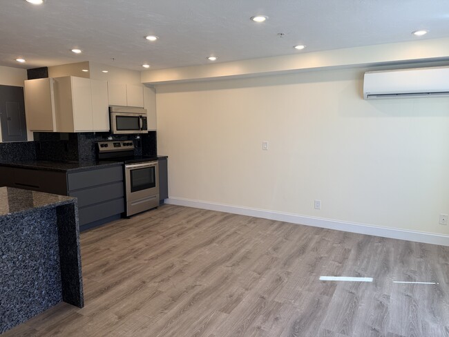 1028 Commonwealth Ave Unit 206