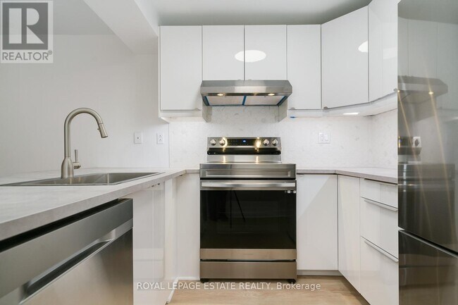 Photo - 155 Langley Ave