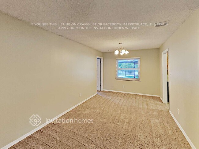 Photo - 907 Parson Brown Way