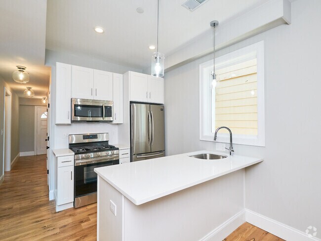 Building Photo - 1114 Saratoga St Unit 1 Rental