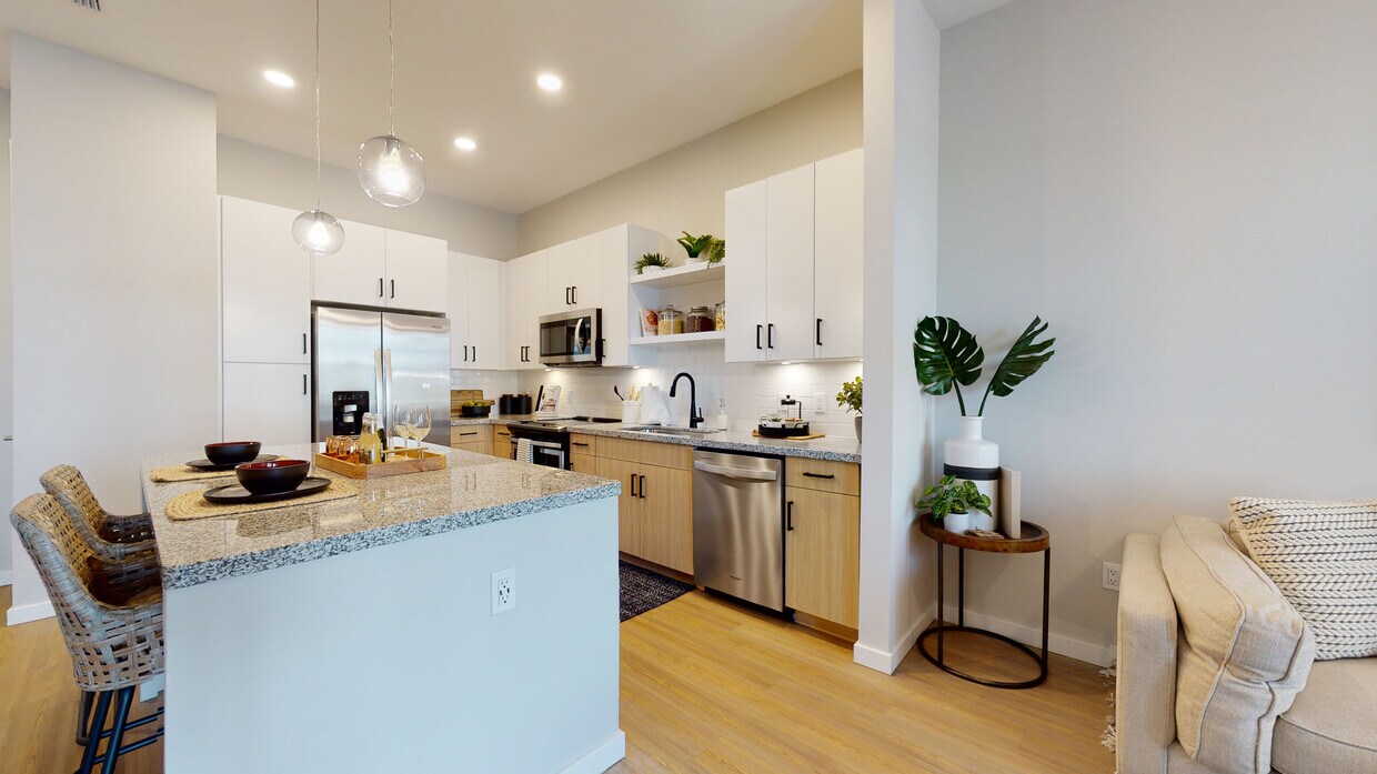 Solano Belleair Off-Campus Housing, Clearwater, FL