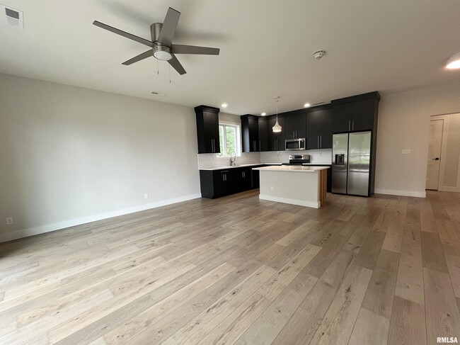 Photo - 1310 E Samuel Ave Apartment Unit 2F