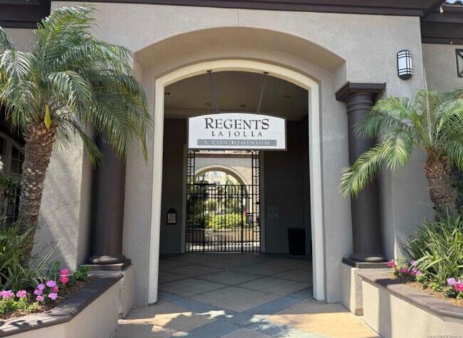Photo - $2,950 - 1 Bed / 1 Bath Bottom Floor Beautiful Condo at Regents La Jolla Unidad A107