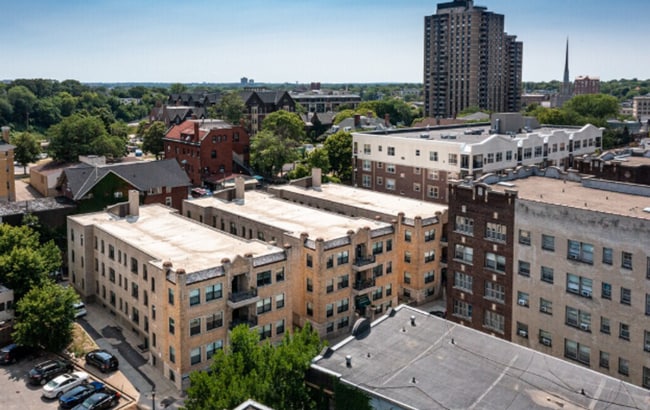 Photo - 225/227/233 Oak Grove St – Oak Grove Downtown