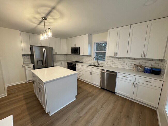 Photo - 4485 Ocean View Ave Unidad A