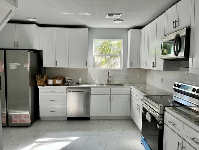 Photo - 1400 N 23rd St
