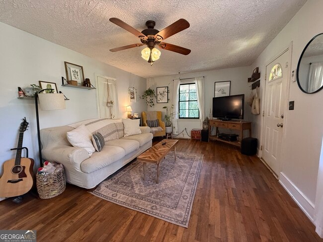 Photo - 199 Mimosa Dr