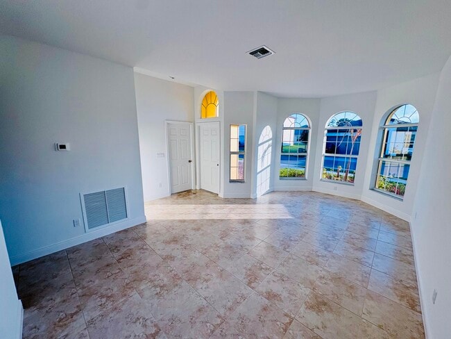 Photo - 314 Silver Sands Ln