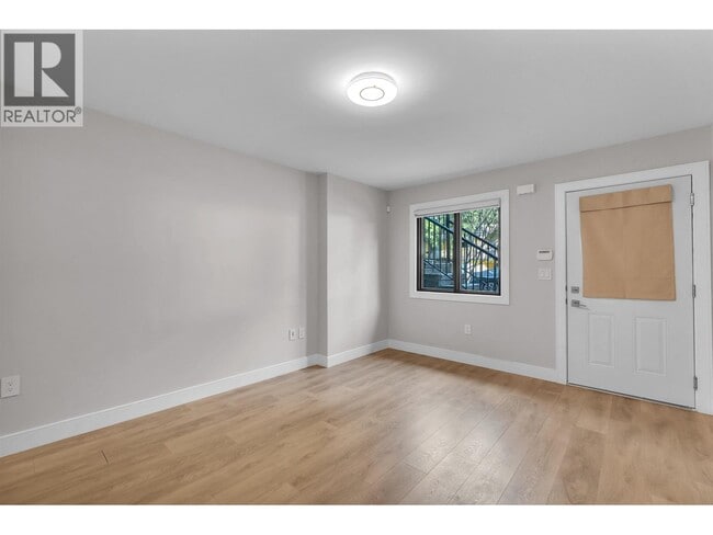 Photo - 2240 Brookmount Ave