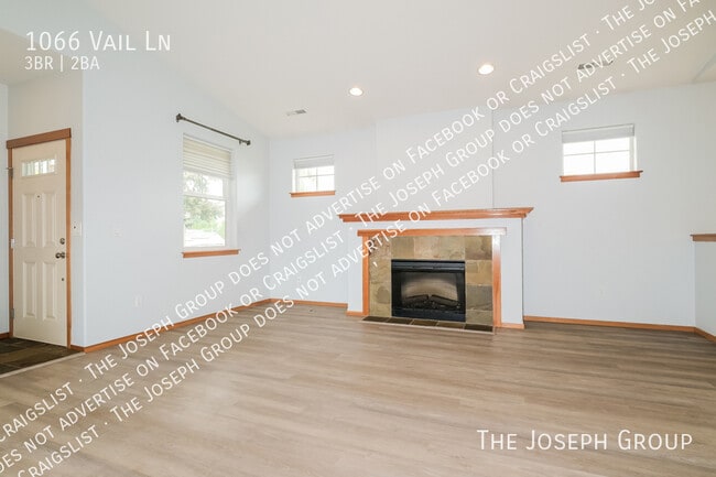 Photo - 1066 Vail Ln