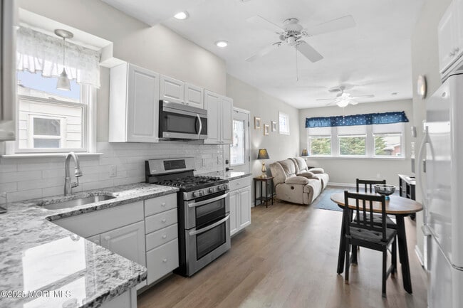 488 2nd Ave Unit Rear