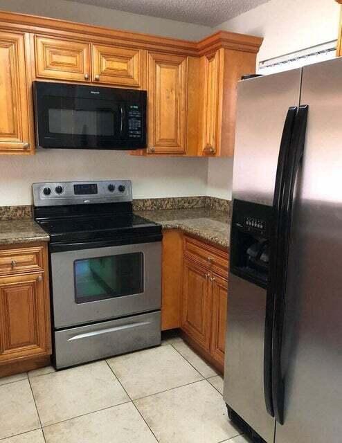 Photo - 1581 Windorah Way Unidad C