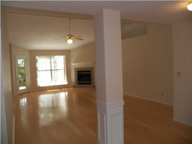 Photo - 4591 Scarlet Dr