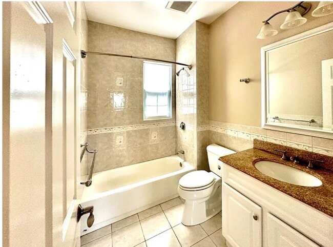 Photo - 222 Winchester St Unit #2