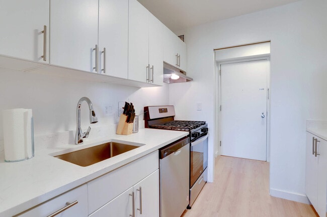 Photo - 2525 10th St N Unidad FL6-ID1022543P