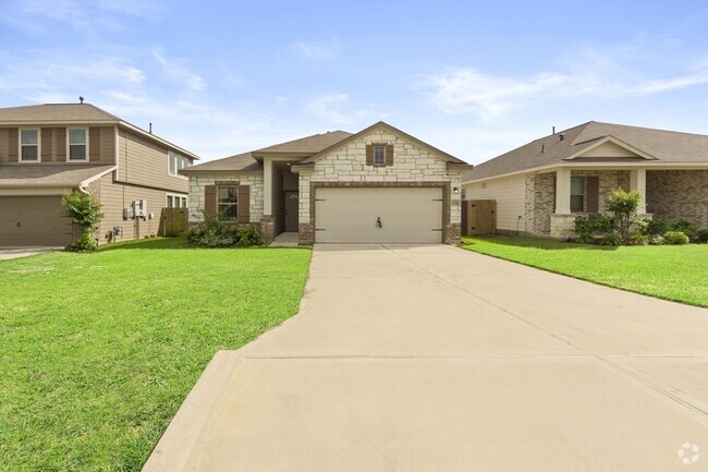 Building Photo - Modern Comfort Near Lake Conroe! Rental