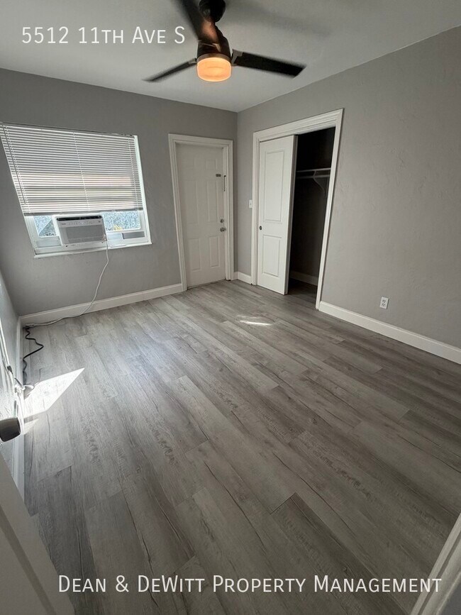 Photo - 5512 11th Ave S