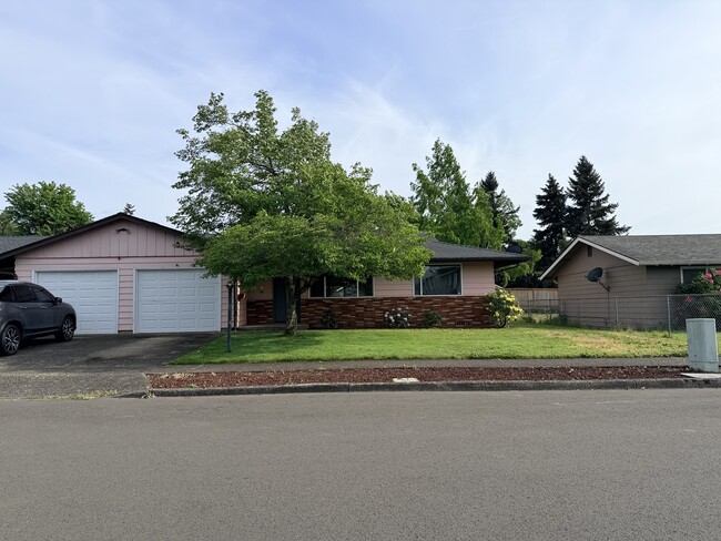 Building Photo - 1160 Wyatt Ave SE Unit 1160 Wyatt Ave Stayton