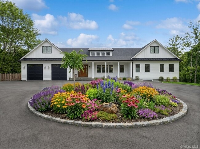 Photo - 47 Old Riverhead Rd