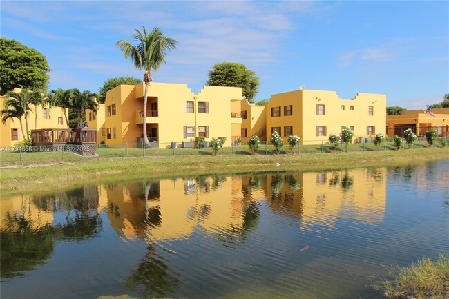 Photo - 686 NW 114th Ave Unidad 101 Rental