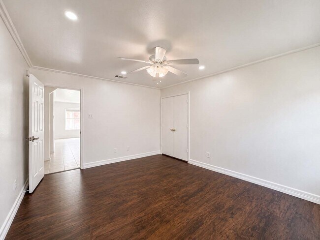 Photo - 3209 Wheatmeadow Ct