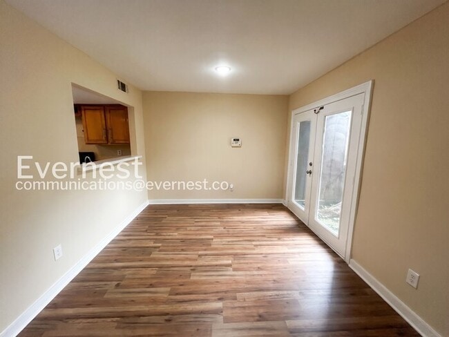 Photo - 9 Sycamore Ct