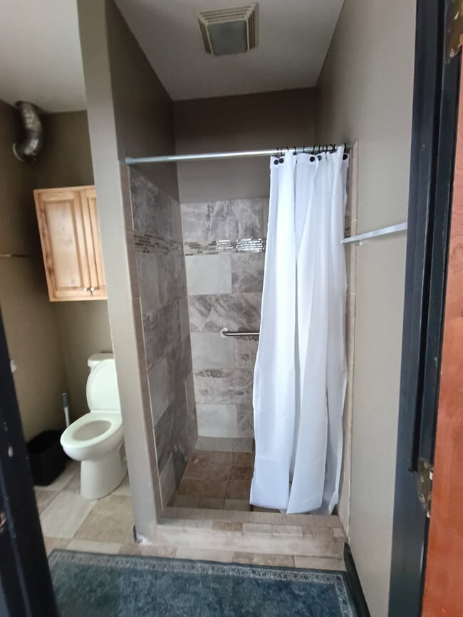 Photo - 1048 Villa St