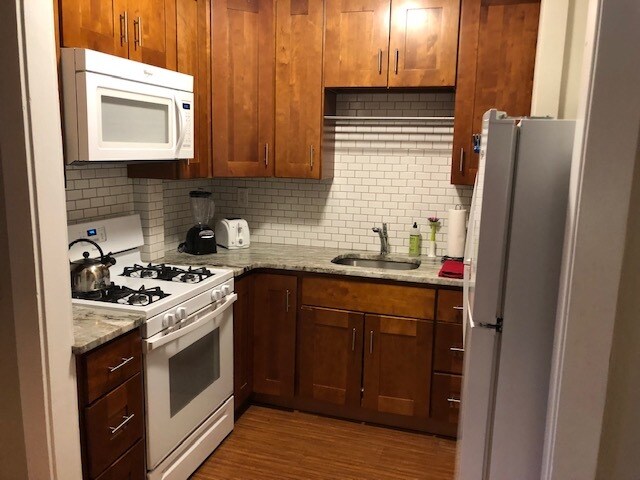 Photo - 435 Hanover St Unit 4