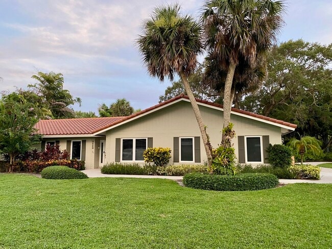 Photo - 1140 SW 15th St