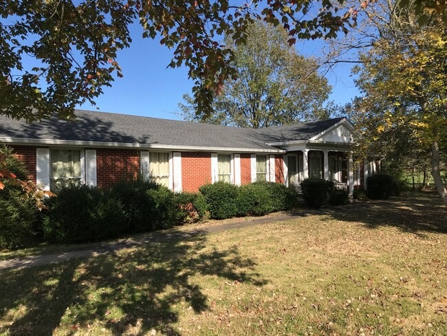 285 Poplar Hill Rd