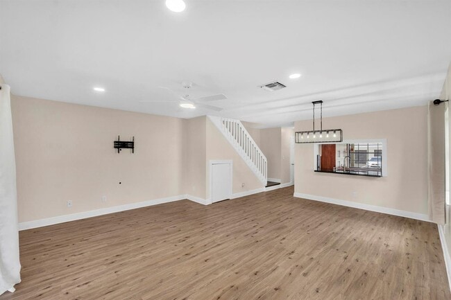 Photo - 2615 SW 81st Terrace
