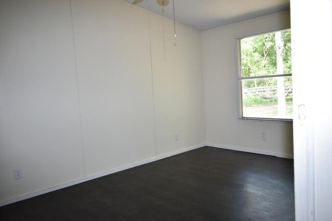 Photo - 8607 Burleson Manor Rd
