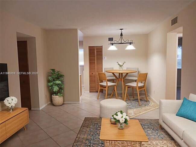 Photo - 300 Gardens Dr Unit 106