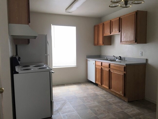 Photo - 1505 Benttree Dr Unit A