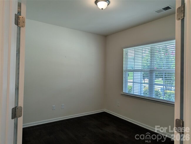 Photo - 132 Cherry Bark Dr