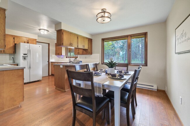 Photo - 16423 S Maple Rd