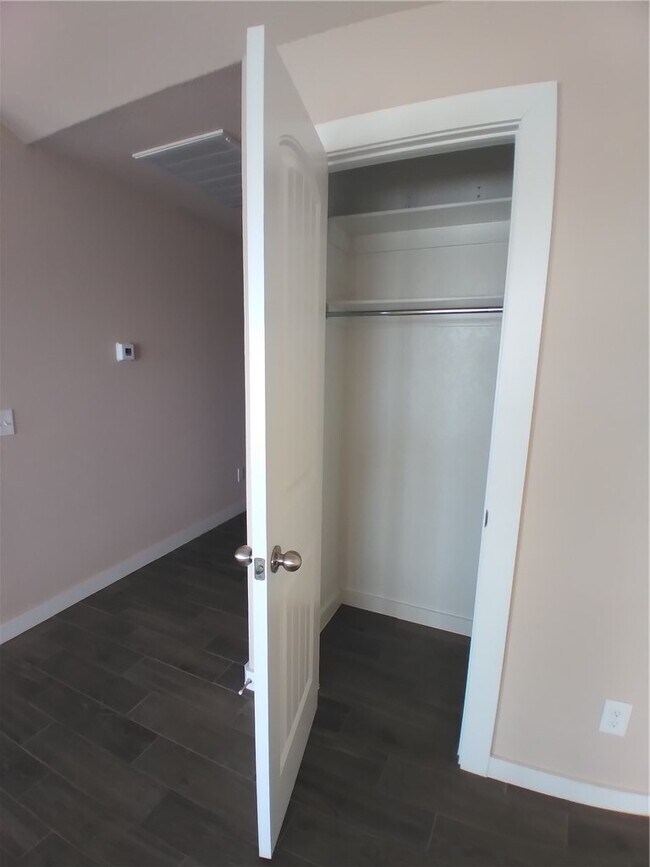 Photo - 461 Barbet Dr