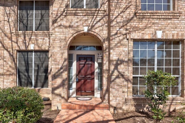 Photo - 1612 Chasewood Dr