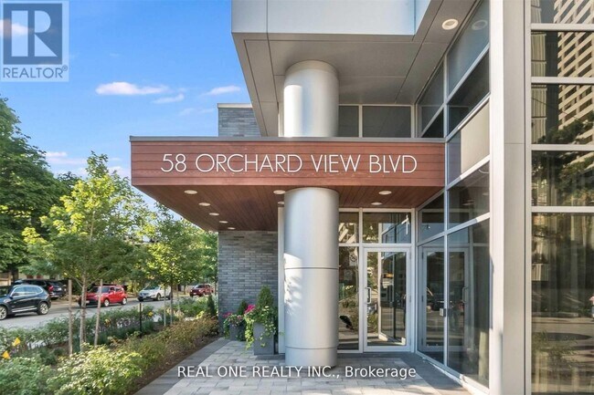 Photo - 58 Orchard View Blvd Unit 1011