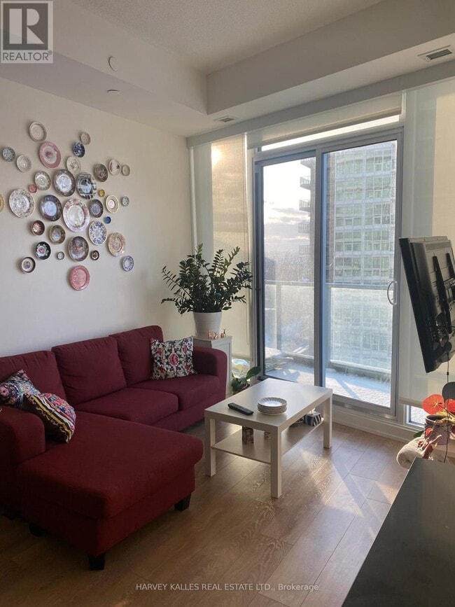 Photo - 115 McMahon Dr Unit 3202